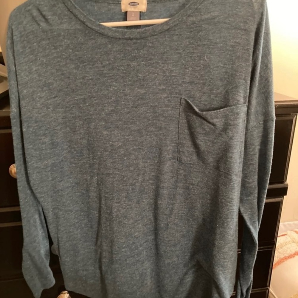Old Navy Long Sleeve. Teal. Size Large. Barely worn.